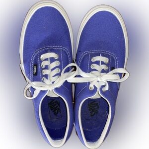 Women’s size 8.5 VANS, Royal Blue VANS ERA RETRO SPORT